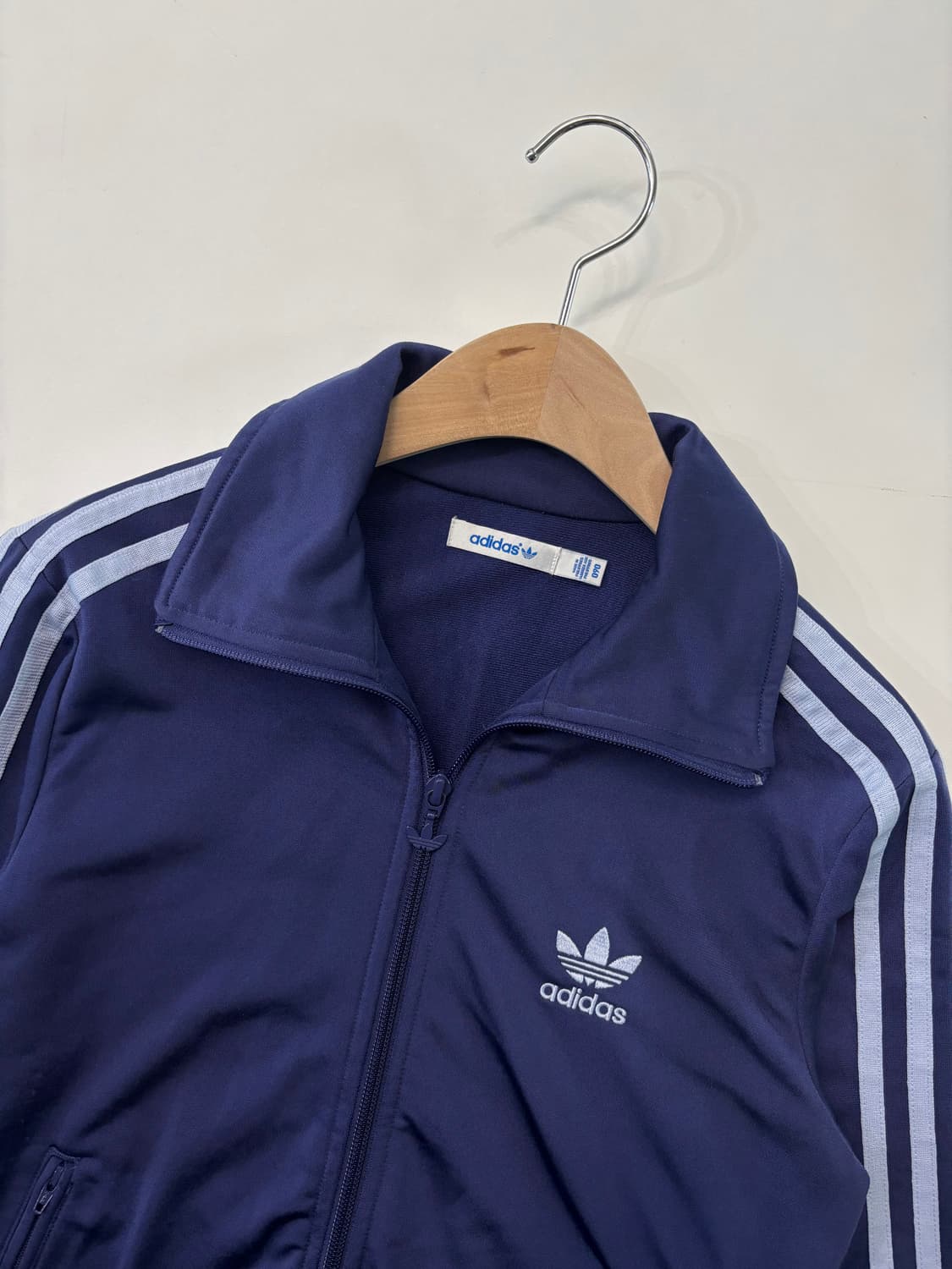 Adidas 아디다스 우먼즈 퍼플컬러 백로고 파이어버드 트랙탑 상품이미지4