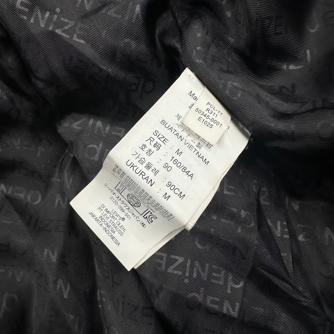 리바이스 데니즌 블랙 유광 패딩 상품이미지6