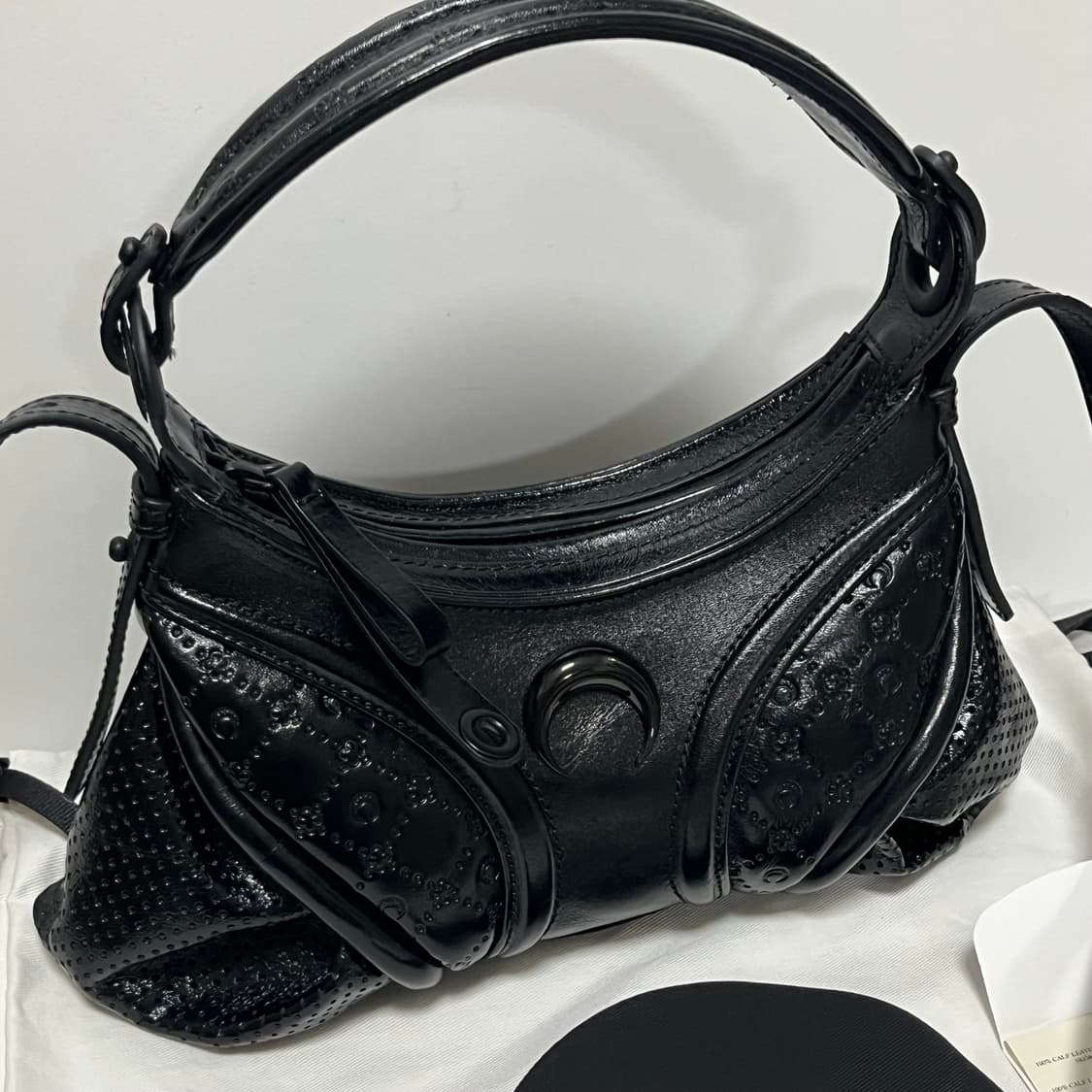 마린세르 25fw 무노그램 엠보스드 레더 퓨추라 미니 백 상품이미지2