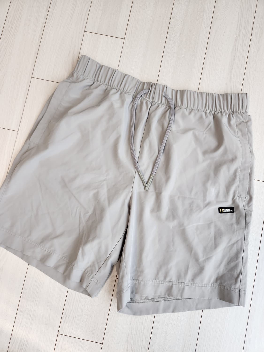 내셔널지오그래픽 남녀공용 우븐 반바지 N232UPB900 사이즈100L
 상품이미지1