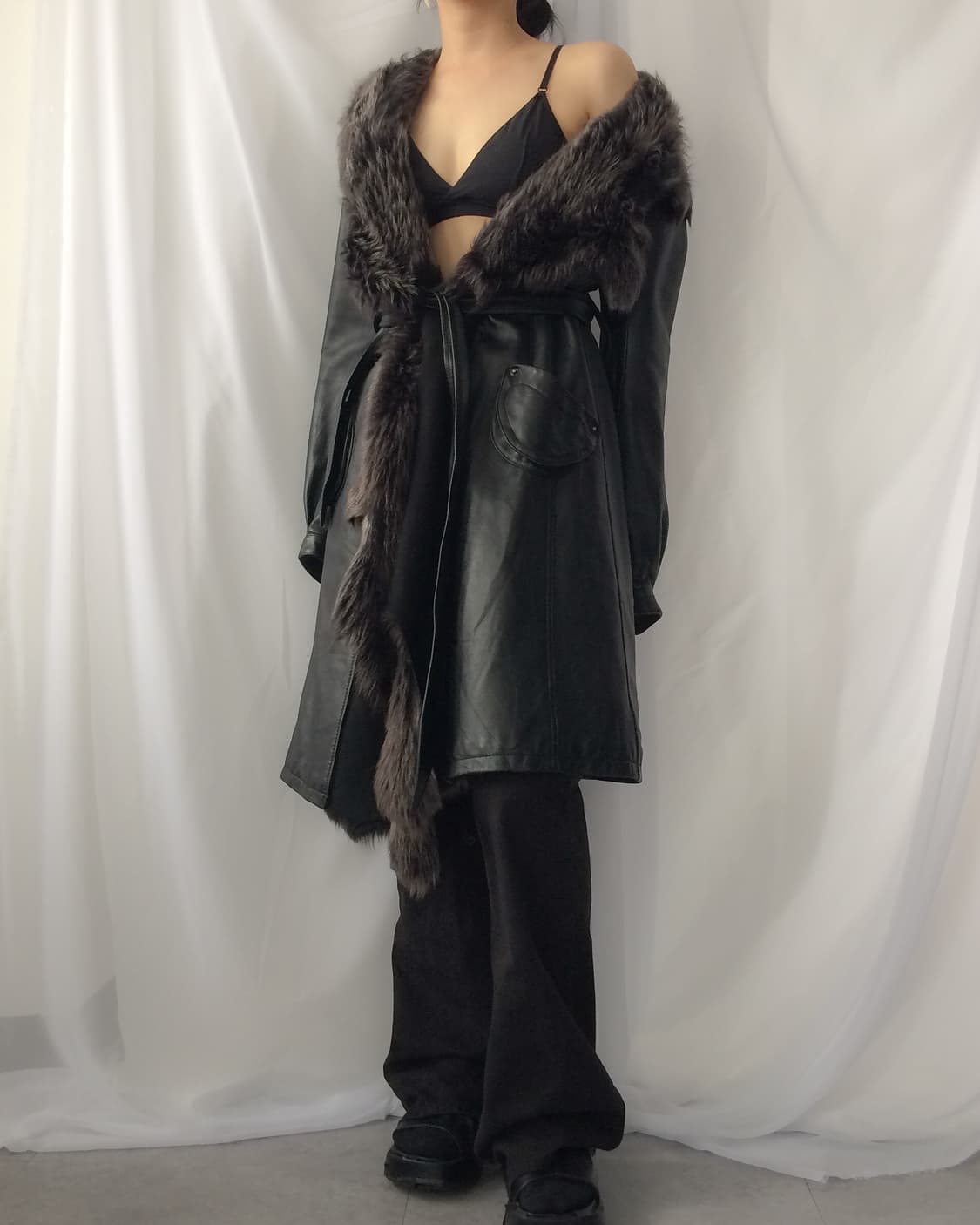 Fur layered drape point belted long leat 상품이미지6