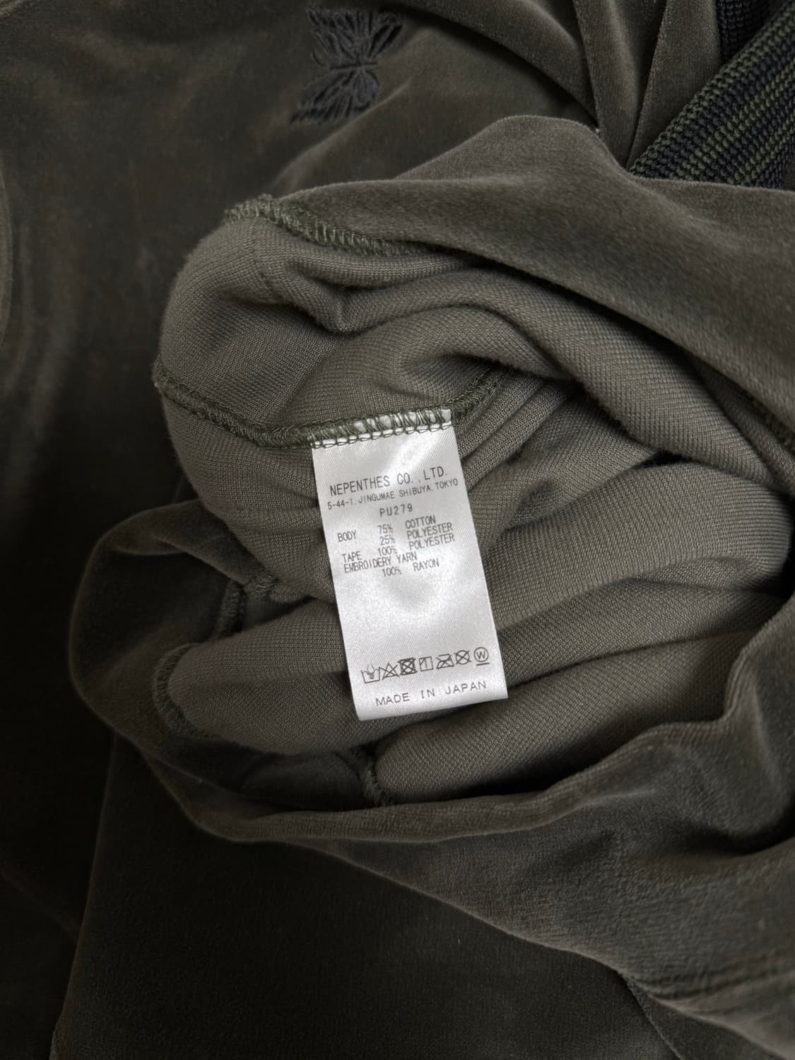 니들스 벨루어 후드 카키 XS 상품이미지6