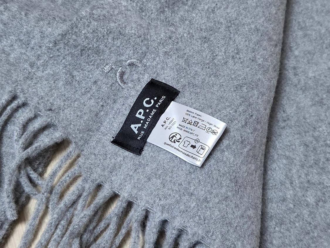 [정품] 아페쎄 24FW 버진울 그레이 머플러 목도리 상품이미지3