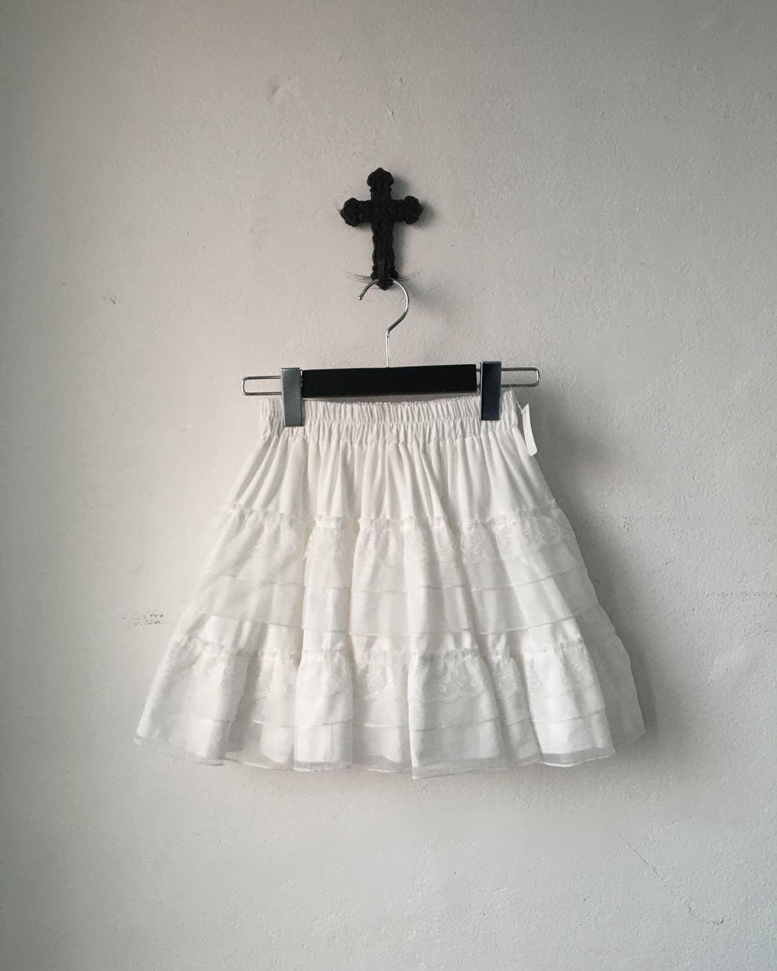 Lace trimming skirt 상품이미지1