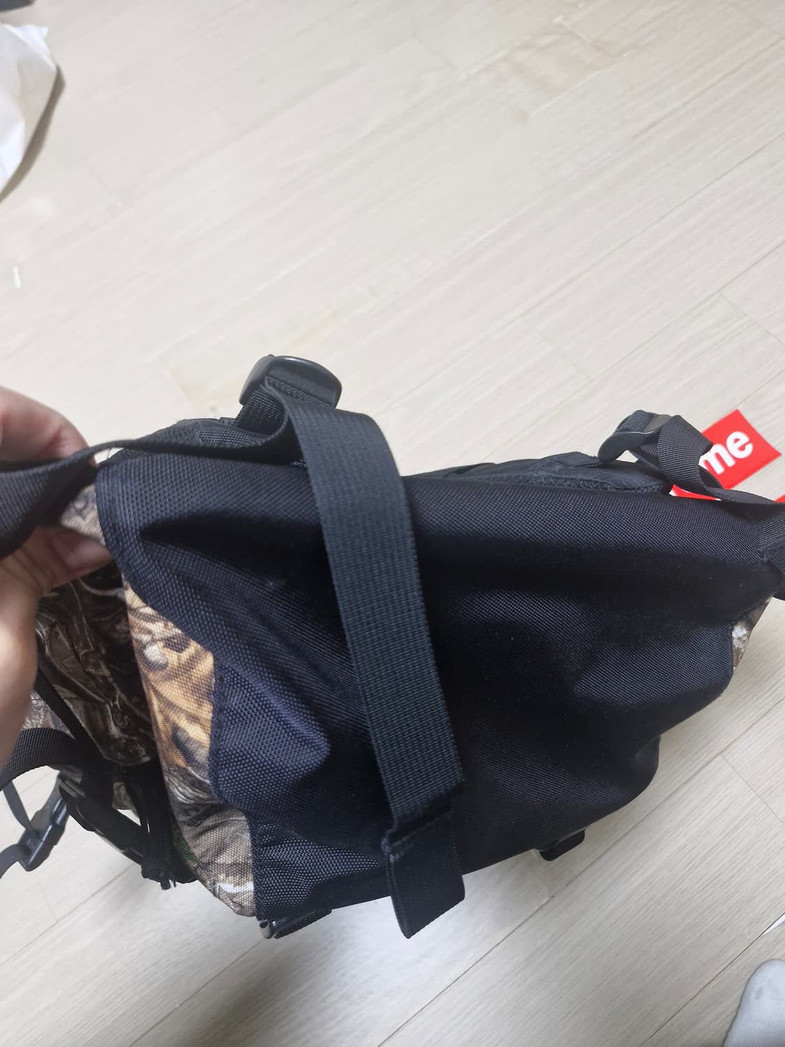 19FW 슈프림 리얼트리 카모 백팩 뉴욕 구매 정품 상품이미지3