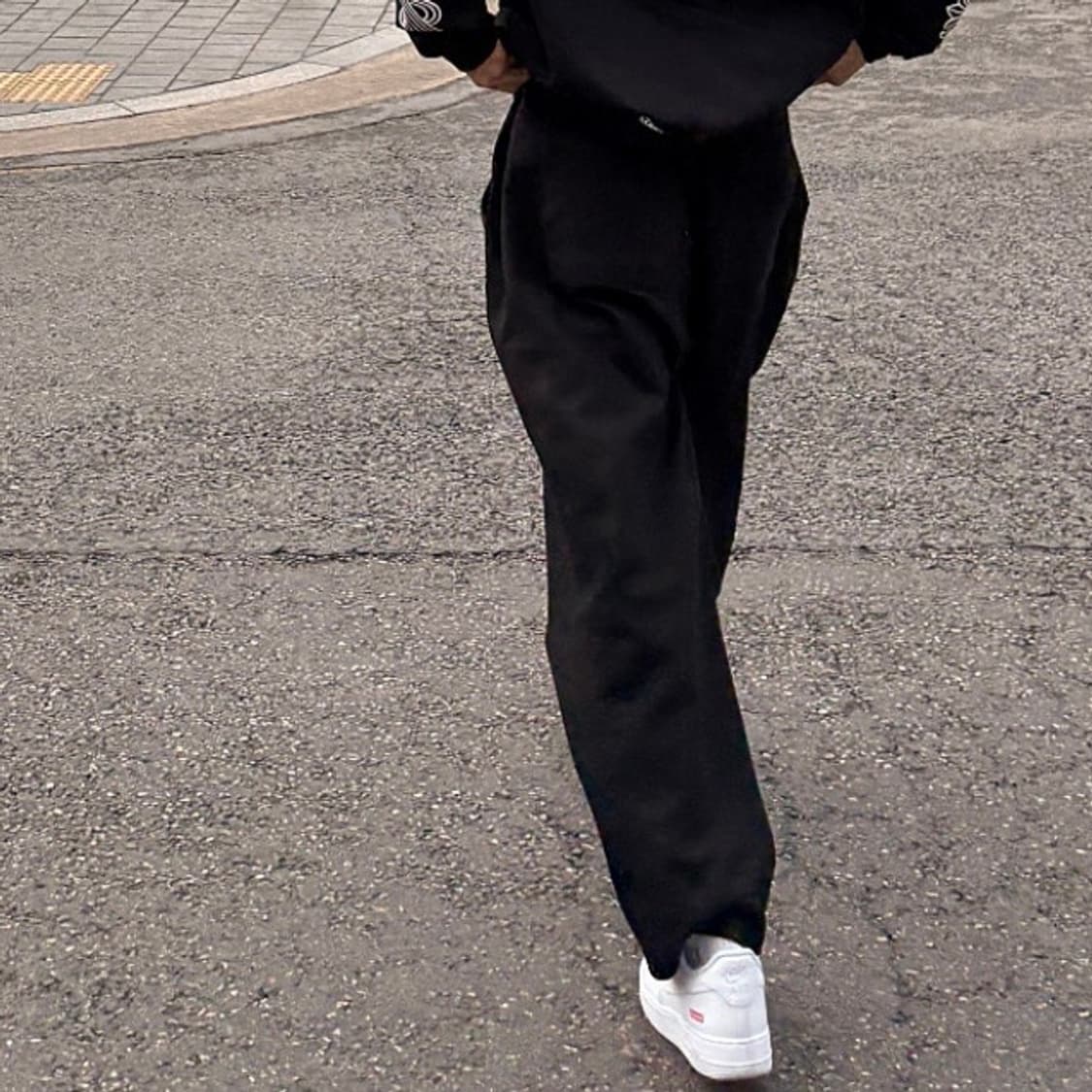 나이키 슈프림 에어포스 상품이미지2