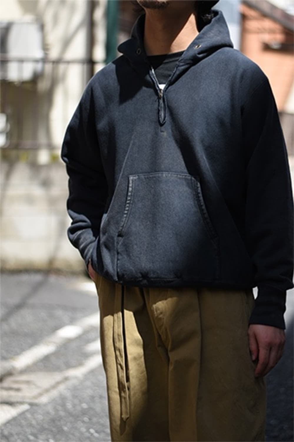 아프레쎄 하프집업 후드 2사이즈 블랙 24FW 상품이미지1