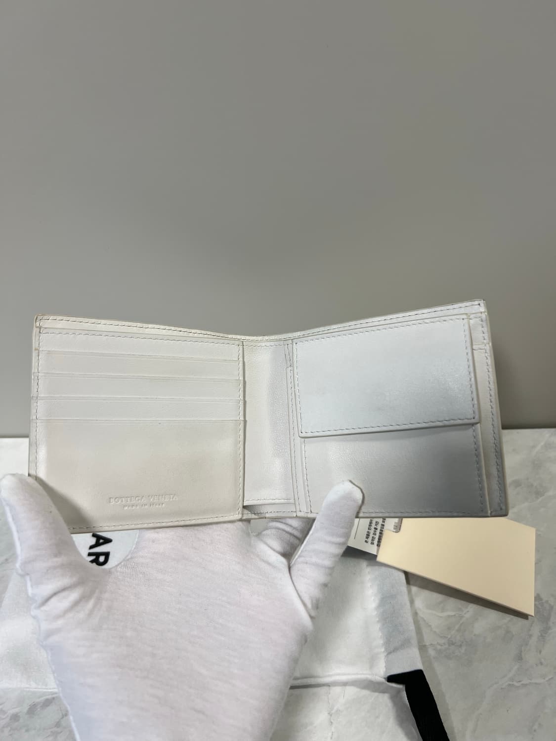 보테가베네타 인트레치아토 반지갑 상품이미지3