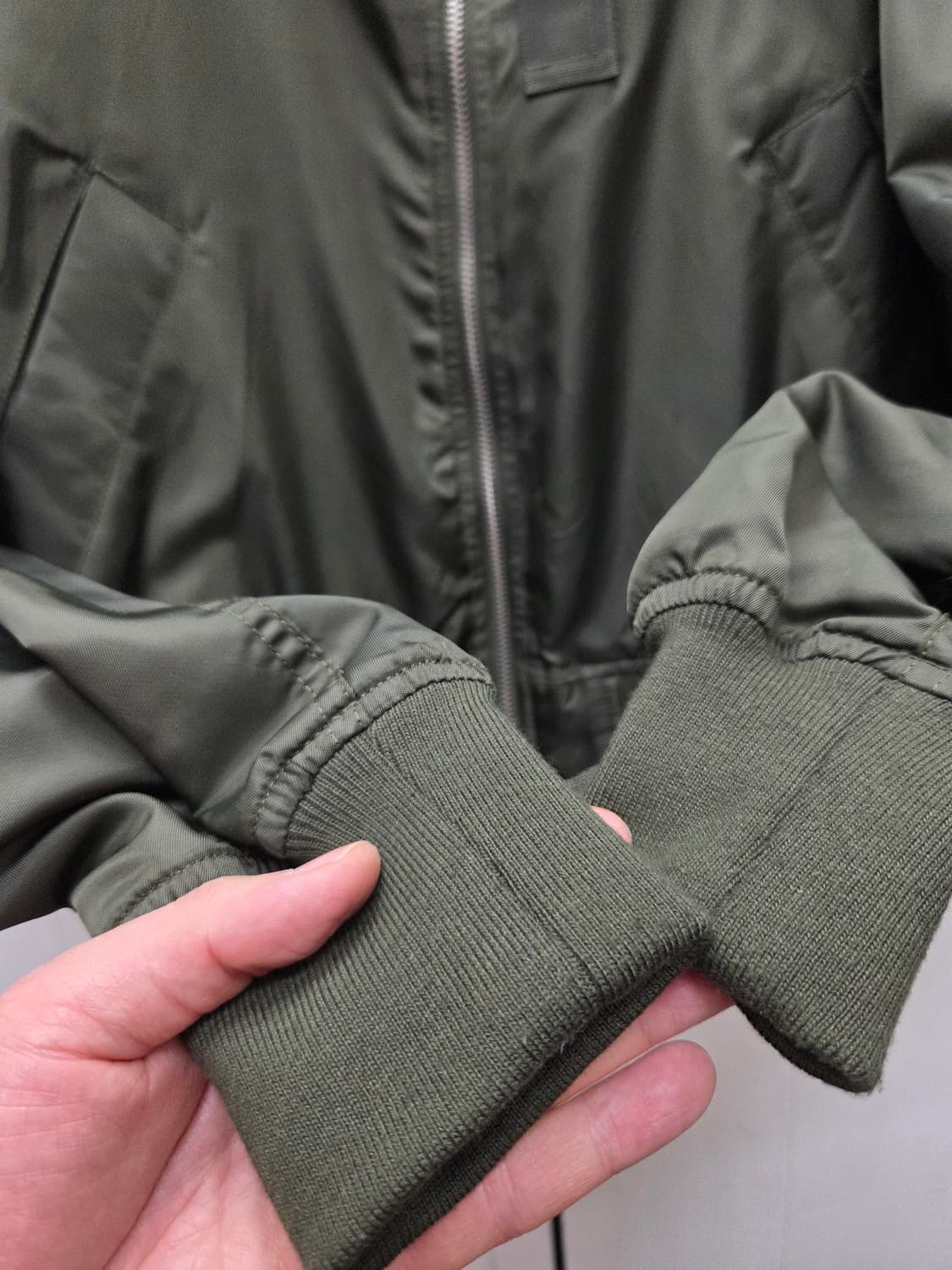 칼라거펠트 MA-1 항공 점퍼 상품이미지4