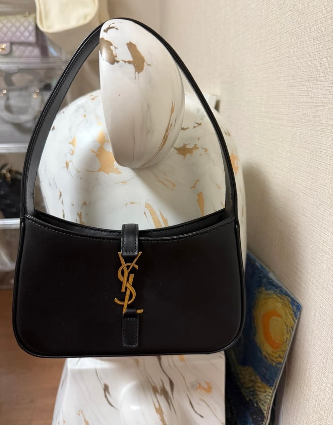 생로랑 미니호보백 블랙 상품이미지2