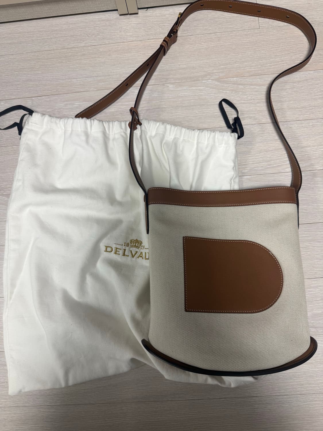 델보 팽 데일리 캔버스 상품이미지1