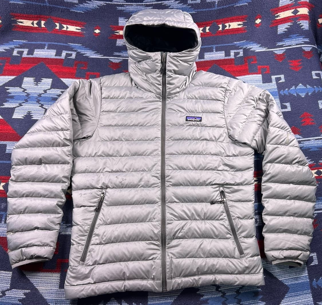 파타고니아 멘즈 후디 경량패딩 그레이 상품이미지1