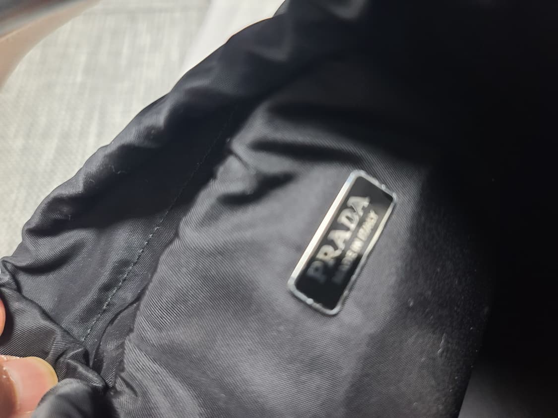 프라다 패딩 버킷백 나일론 1be026 크로스백 토트백 프라다 패디드백 상품이미지5