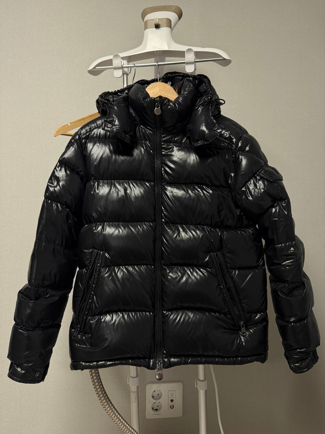 몽클레어 마야 패딩 판매합니다 상품이미지1