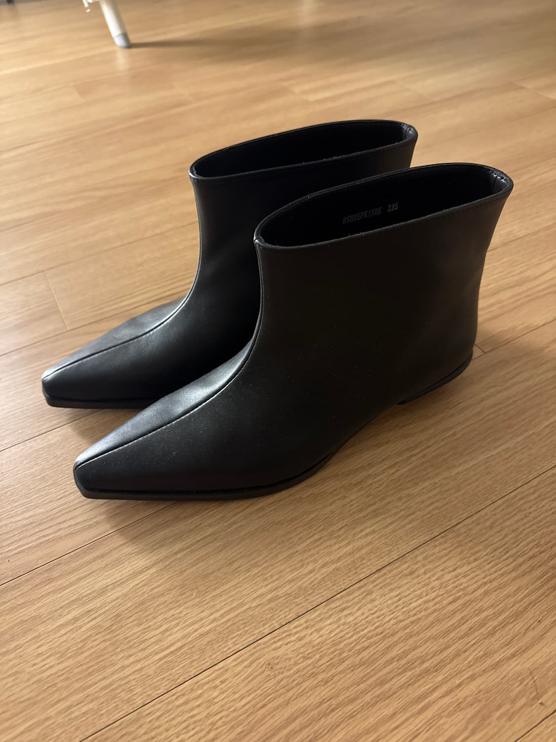 Roh Seoul 소가죽 sable ankle boots black 상품이미지2