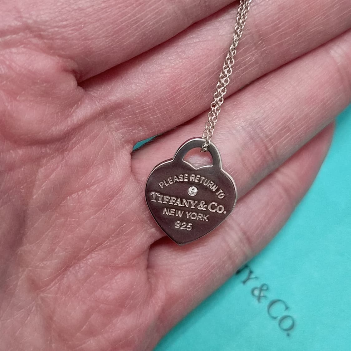 티파니 다이아몬드 리턴투 하트 목걸이 팝니다 상품이미지5