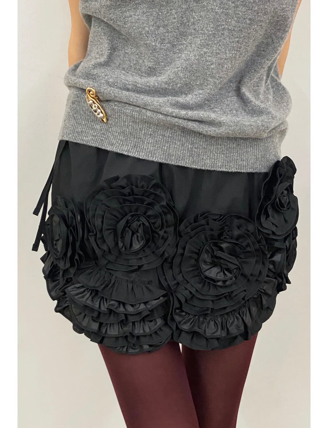 시눈 Rose Frill Mini Skirt (Black) 상품이미지4