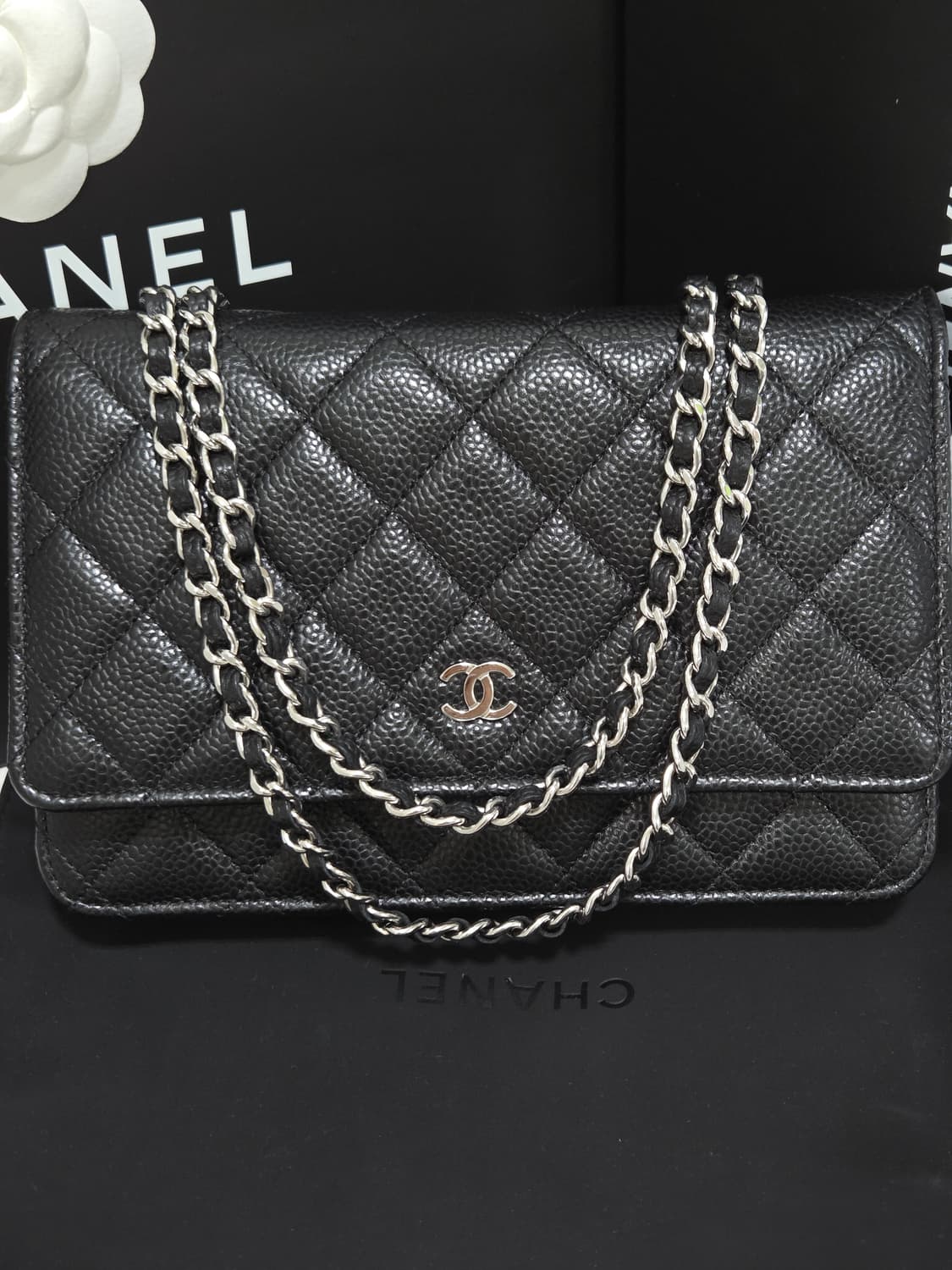 [새상품급] 샤넬 클래식 캐비어 WOC 은장 Black 상품이미지2