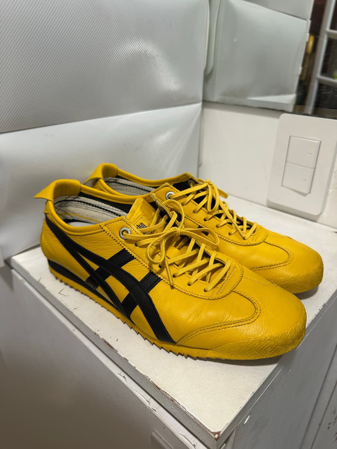 오니츠카 타이거 멕시코66 옐로우 블랙 상품이미지4