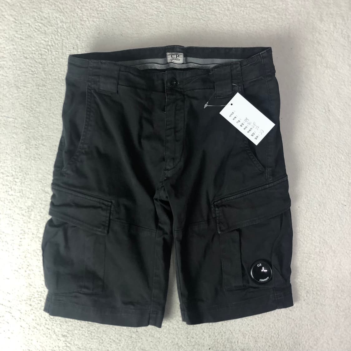 CP 컴퍼니 렌즈 반바지  상품이미지1