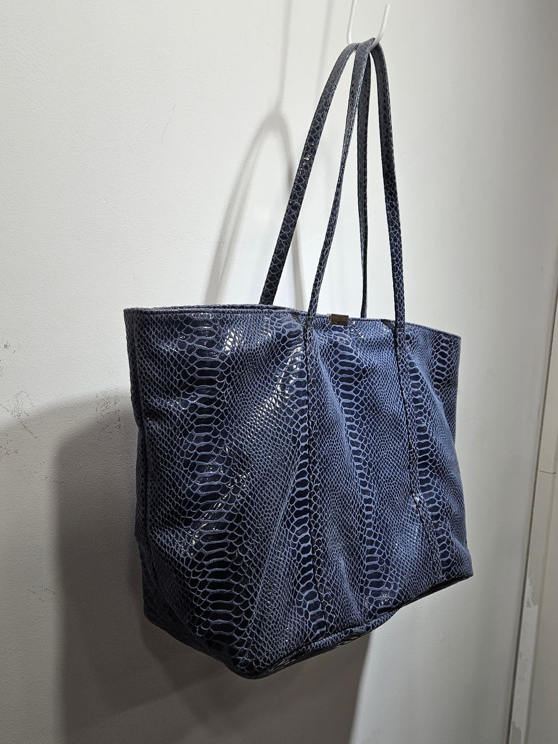 Safi  블루 뱀피무늬 쇼퍼백/숄더백 상품이미지7