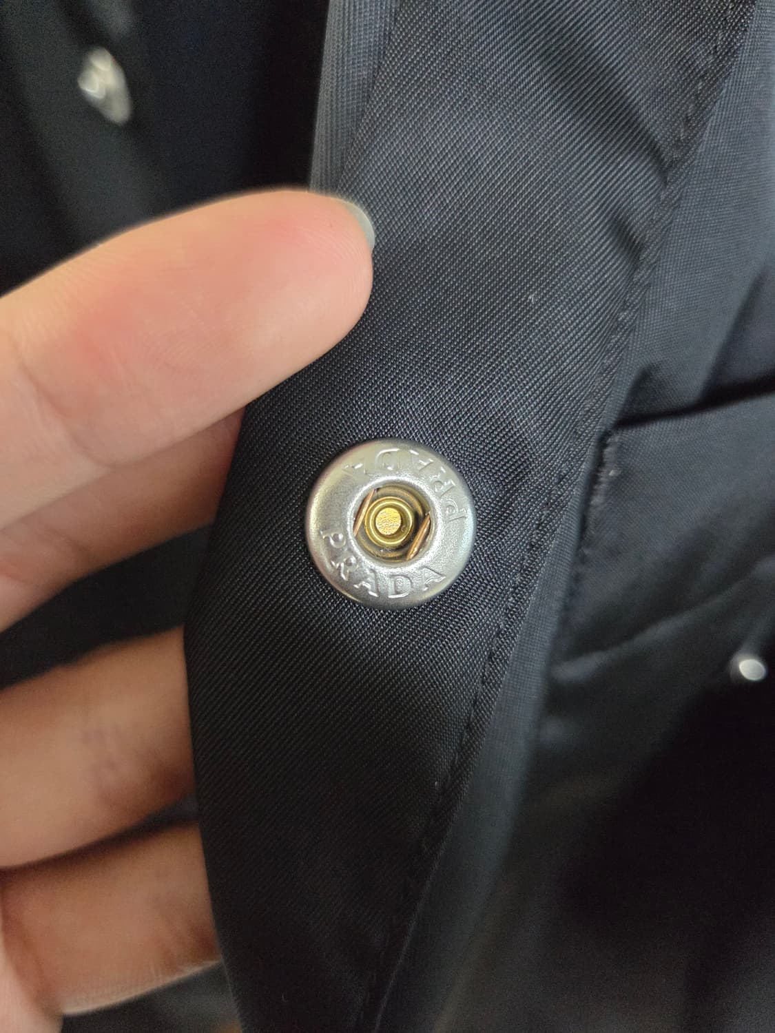 [정품/새상품급] 프라다 리나일론 셔츠 자켓 M 상품이미지7