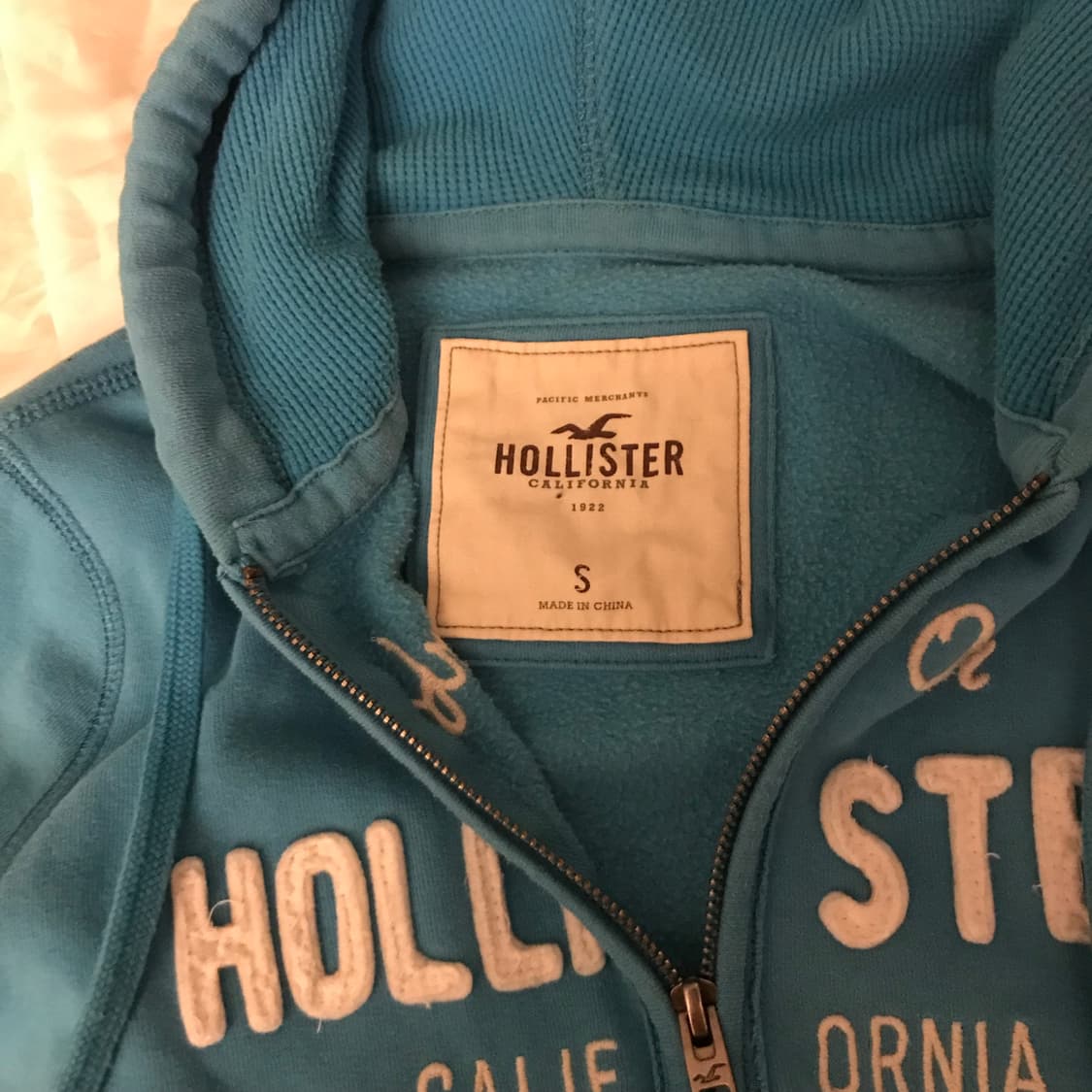 Hollister 홀리스터 스카이블루 기모 후드집업 상품이미지4