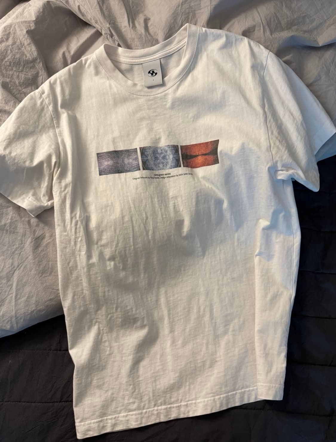 산산기어 x 료지 이케다 데이터그램 시리즈 화이트 2 상품이미지3