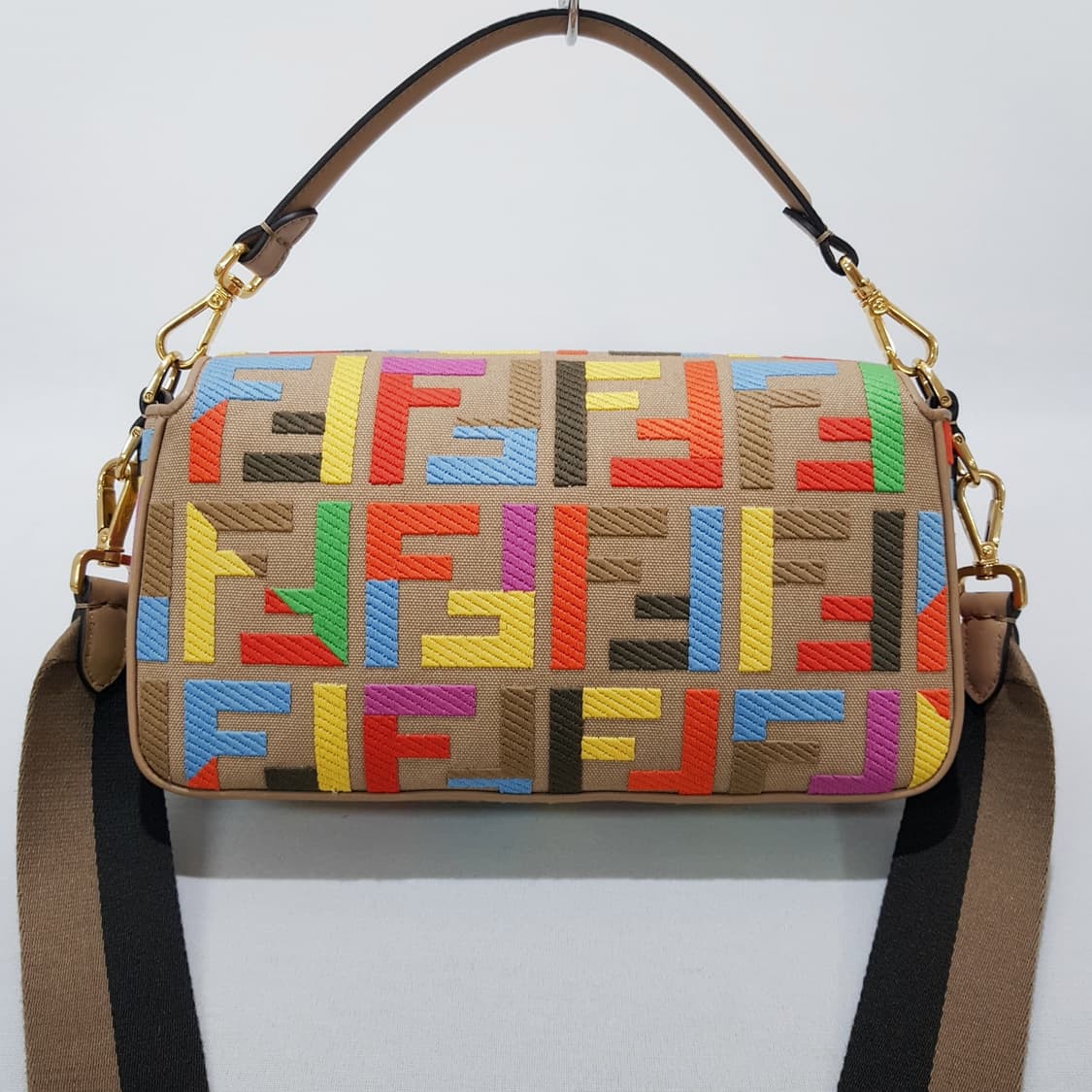 펜디 8BR600 바게트 미디움 숄더백 상품이미지5