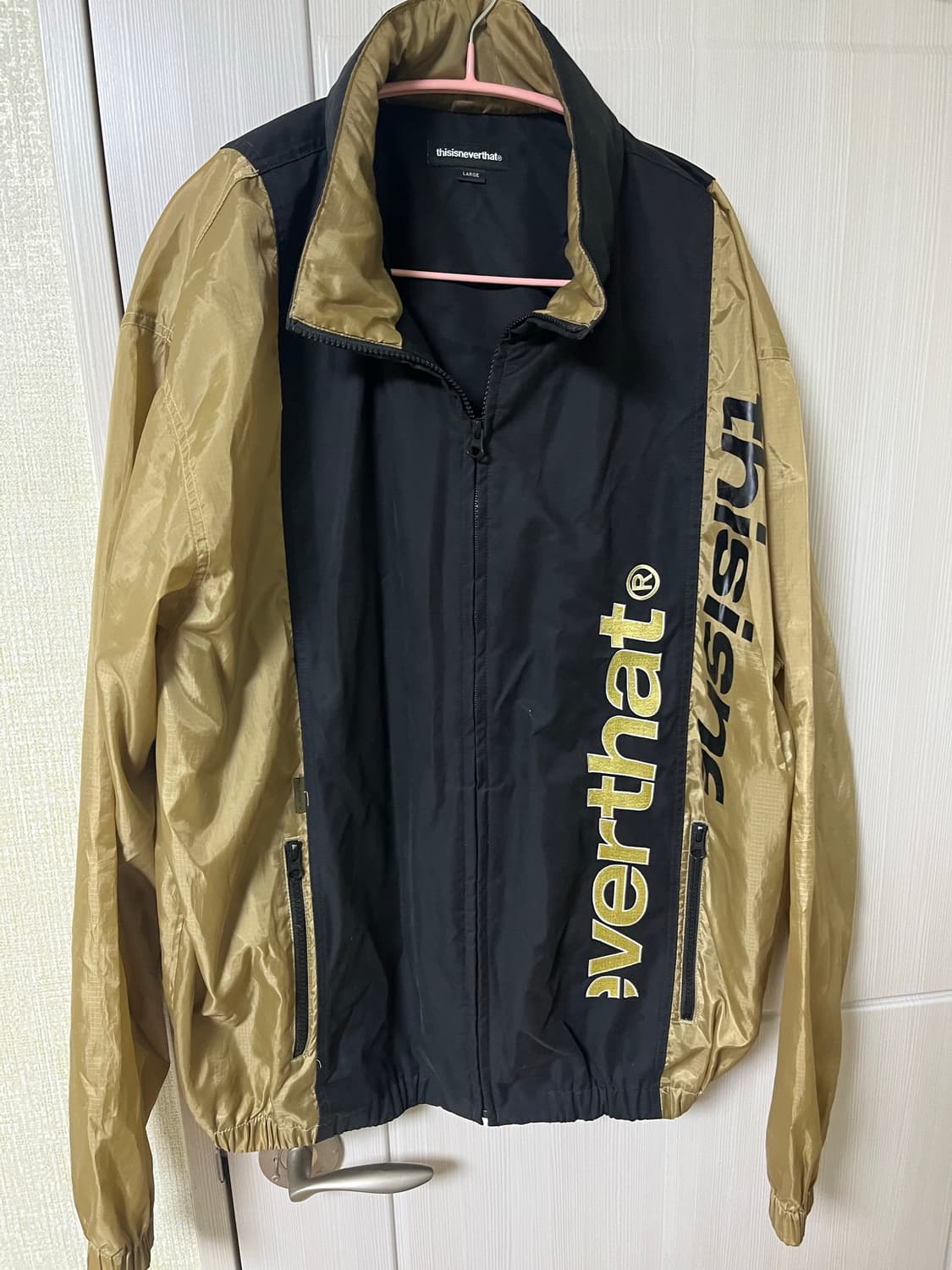 디스이즈네버댓 바람막이 L 상품이미지1