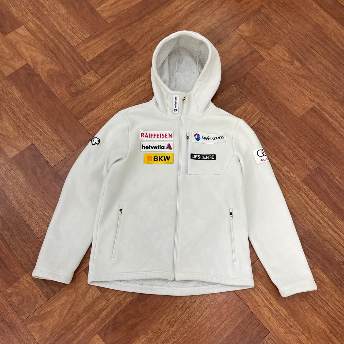 데상트 스키팀 후리스 자켓 상품이미지1