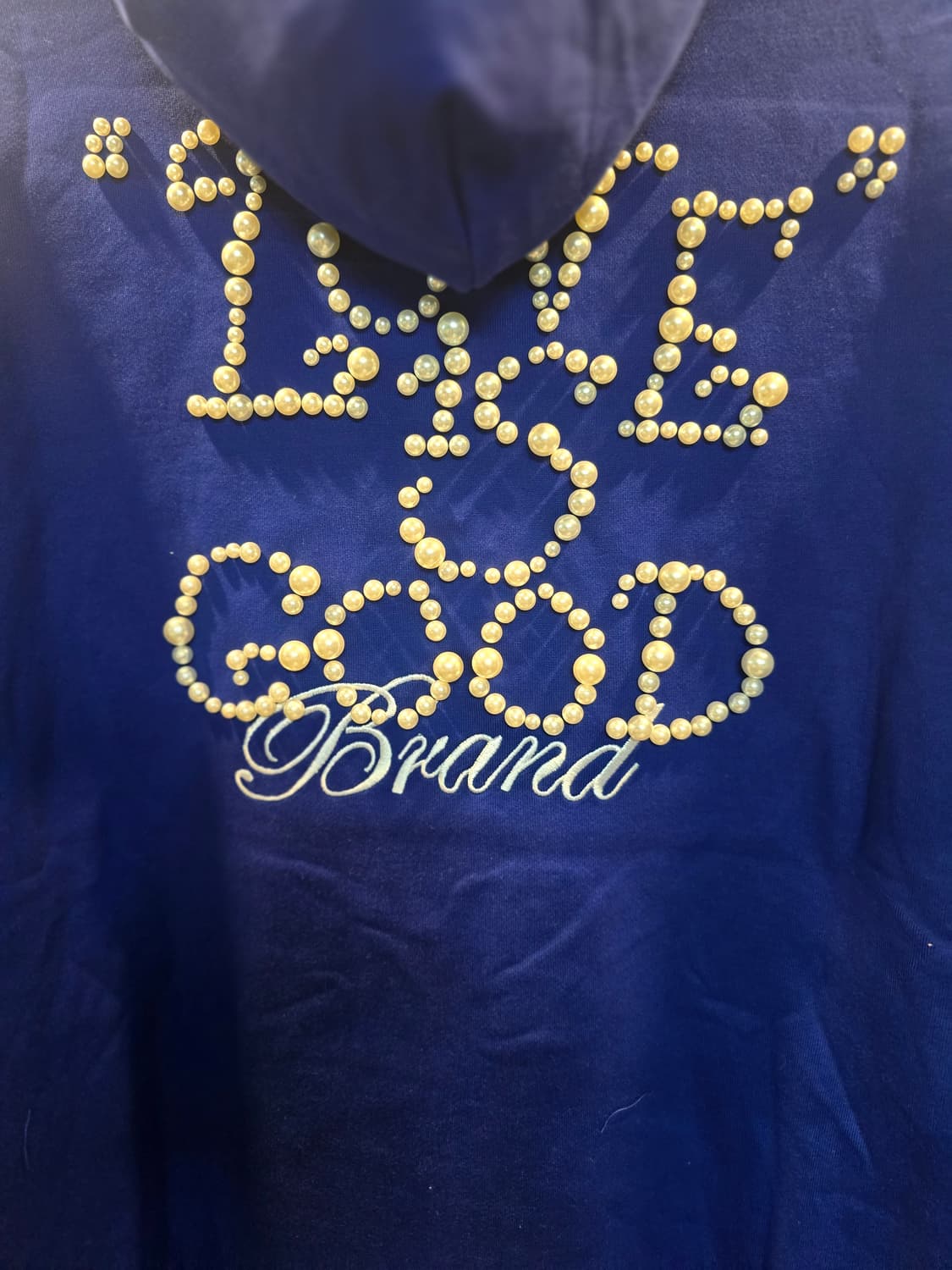 LOVE IS GOOD. 펄 로고 후드티 상품이미지5