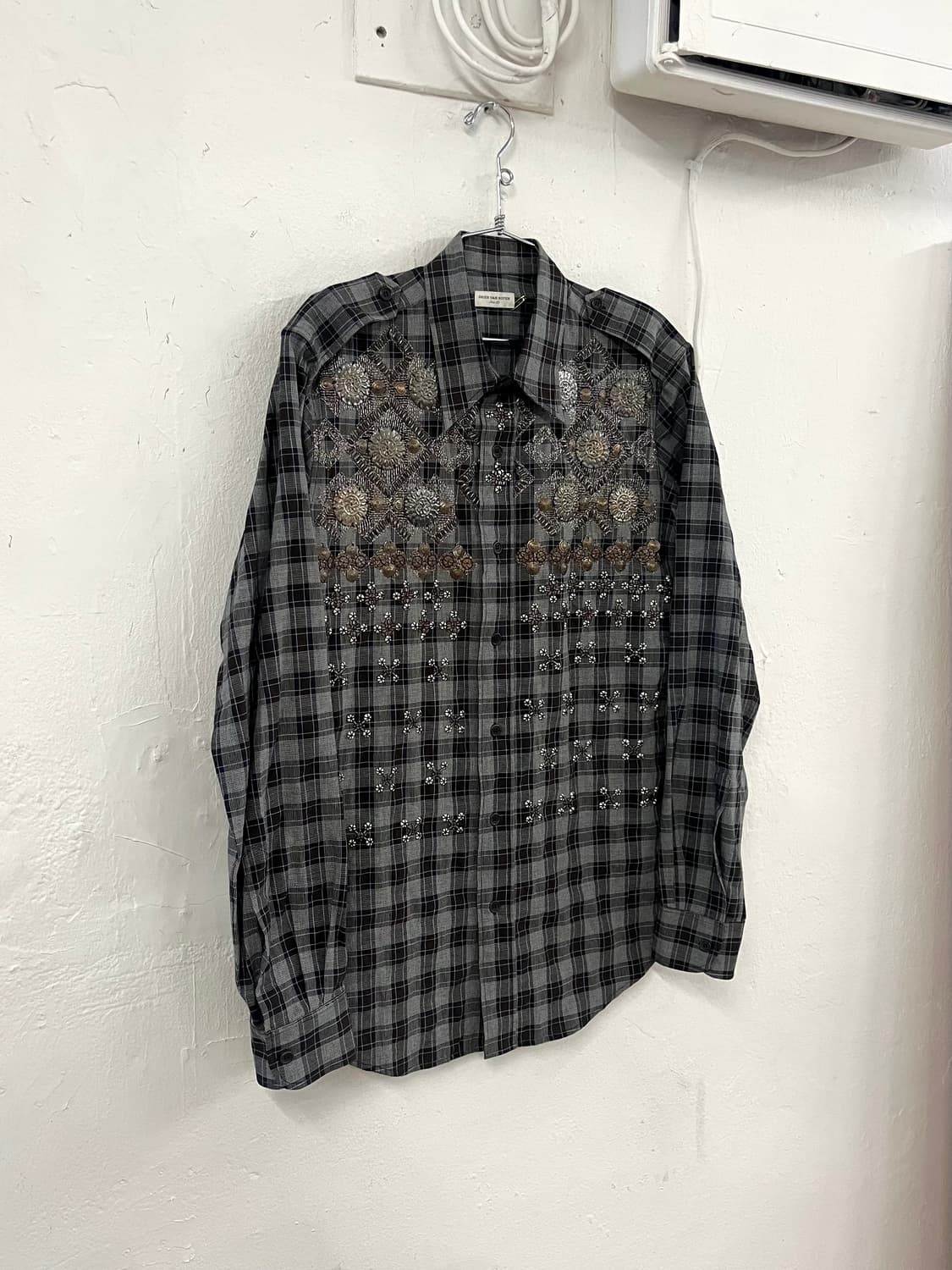 드리스 반 노튼 2015FW 런웨이 스터드 밀리터리 셔츠 상품이미지3