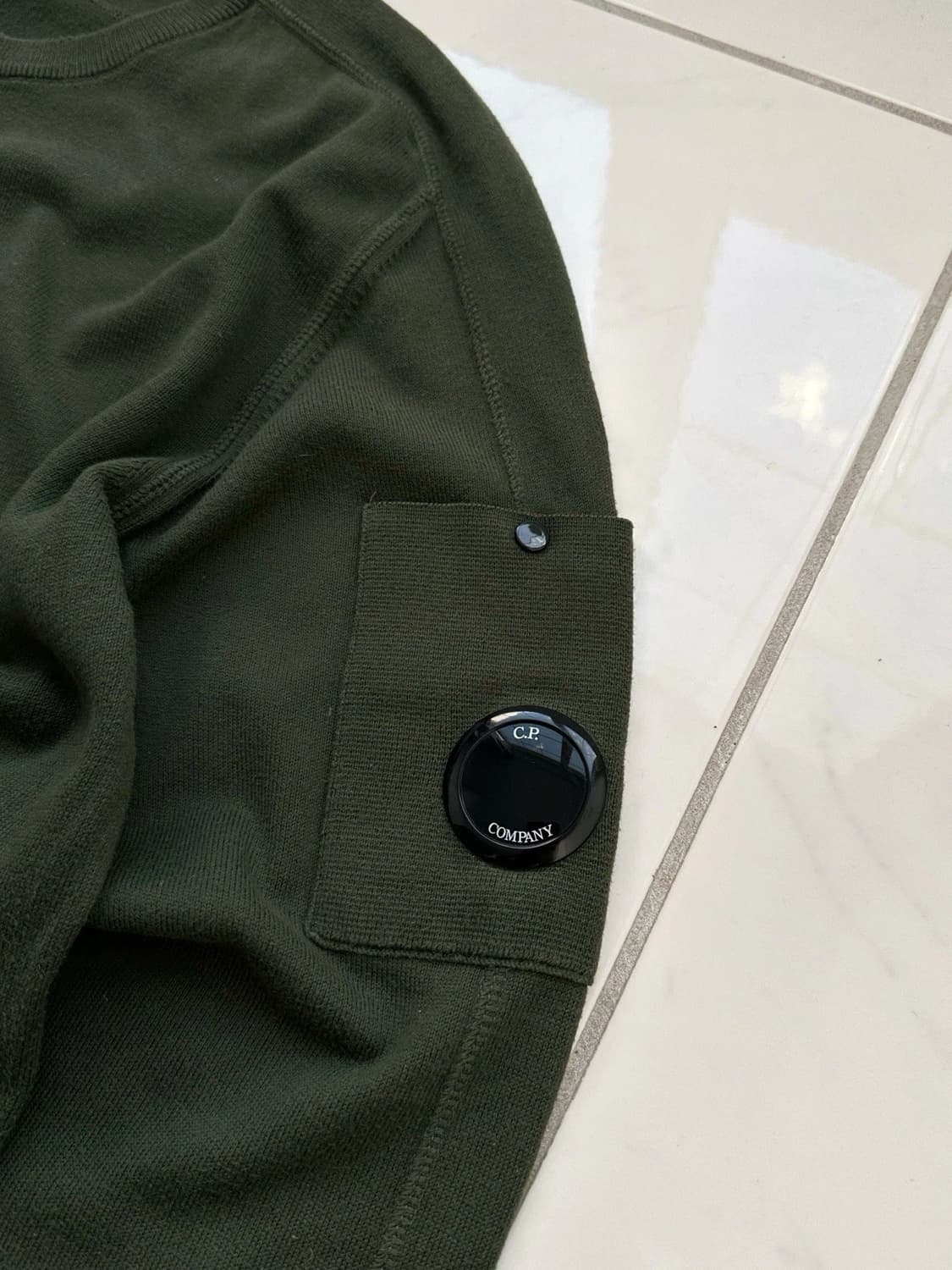 C.P. 컴퍼니 램스울 크루넥 렌즈 스웨터 상품이미지5