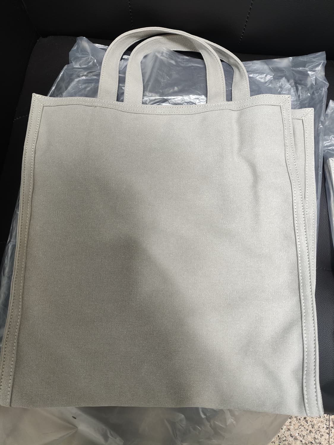 (새상품)APC 아페쎄 정품 리쿠퍼레이션 남녀공용 토트백 겸 숄더백 샌드 상품이미지4