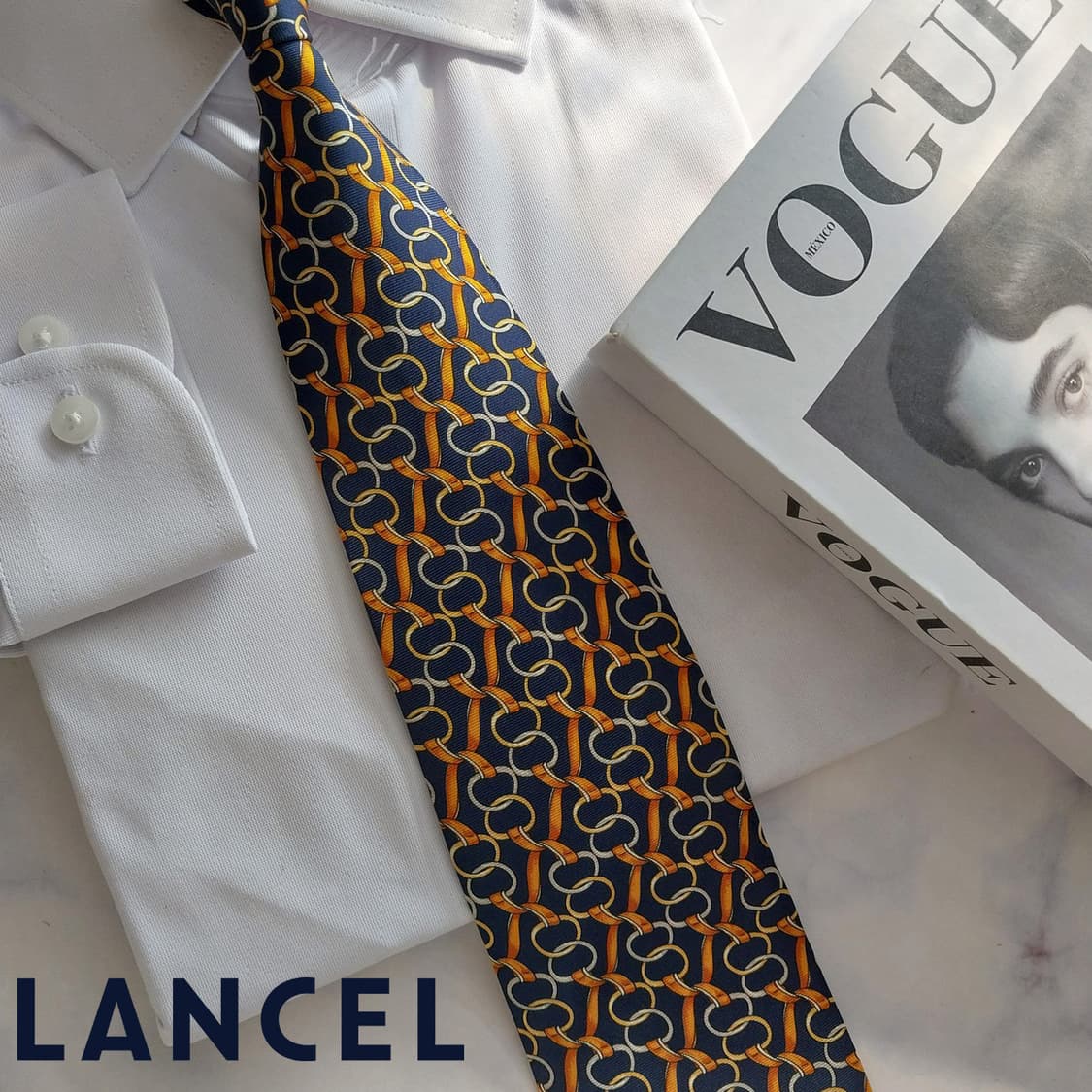 란셀 실크 네이비 체인 패턴 넥타이 9.9cm A+등급 K1383
 상품이미지1