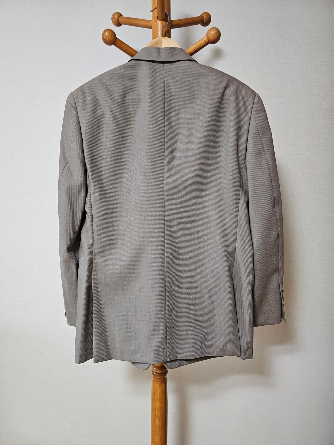 로가디스(ROGATIS) 울100% 남성 수트 세트 (자켓 + 바지) 
 상품이미지2