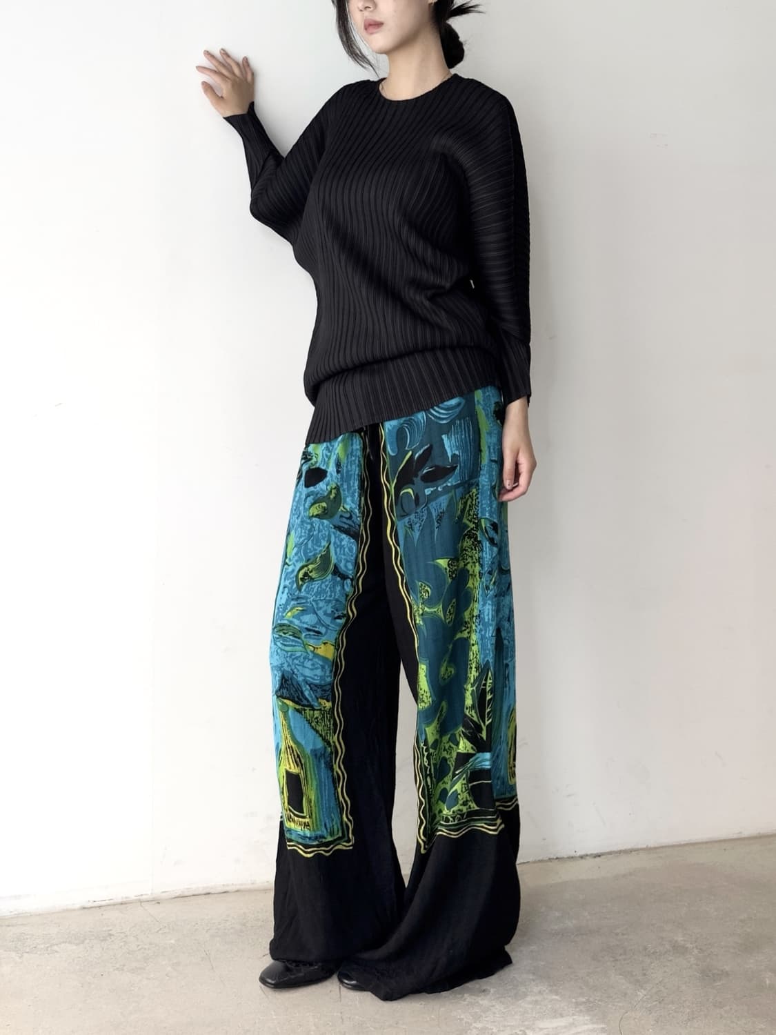 Dark batwing pleats top 상품이미지6