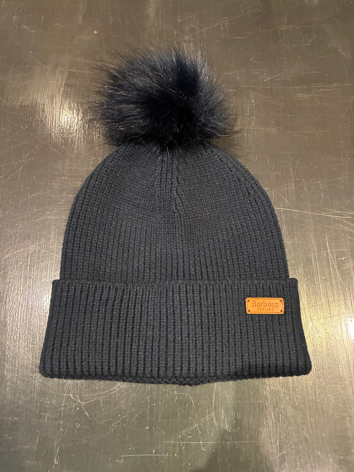 바버 퍼 방울 비니 네이비 상품이미지1