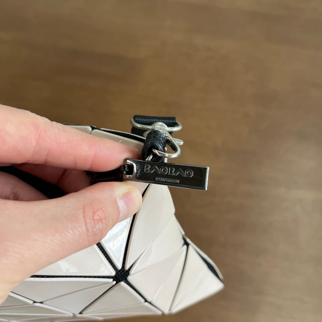 이세이미야케 바오바오 루센트 크로스백 OS 상품이미지5