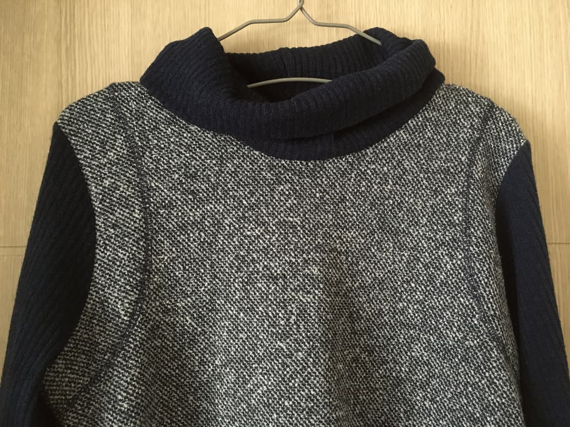 Navy stich pocket turtleneck  상품이미지4