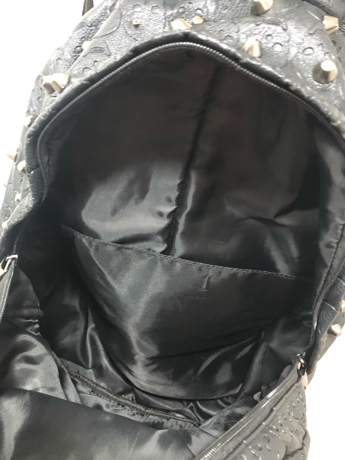 leather skull pattern studded backpack 상품이미지8