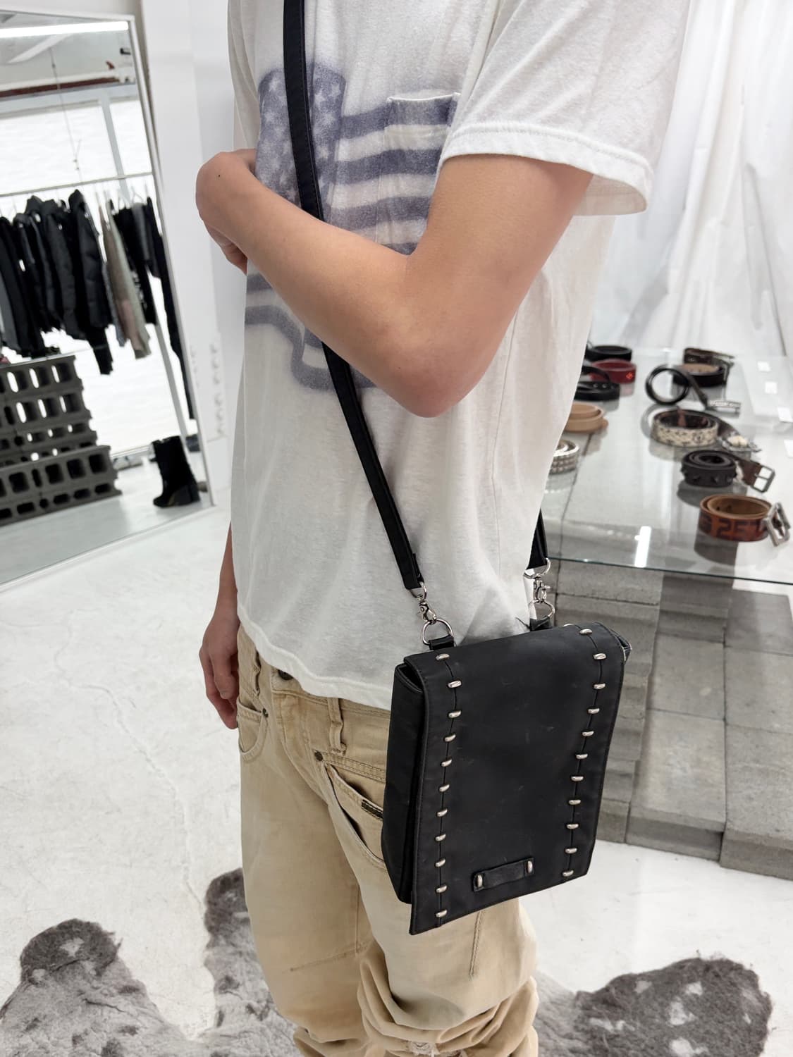 장폴고티에 스터드 패브릭 크로스백 상품이미지2