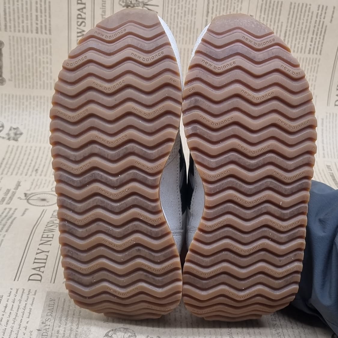 뉴발란스 237 여성운동화225 상품이미지3