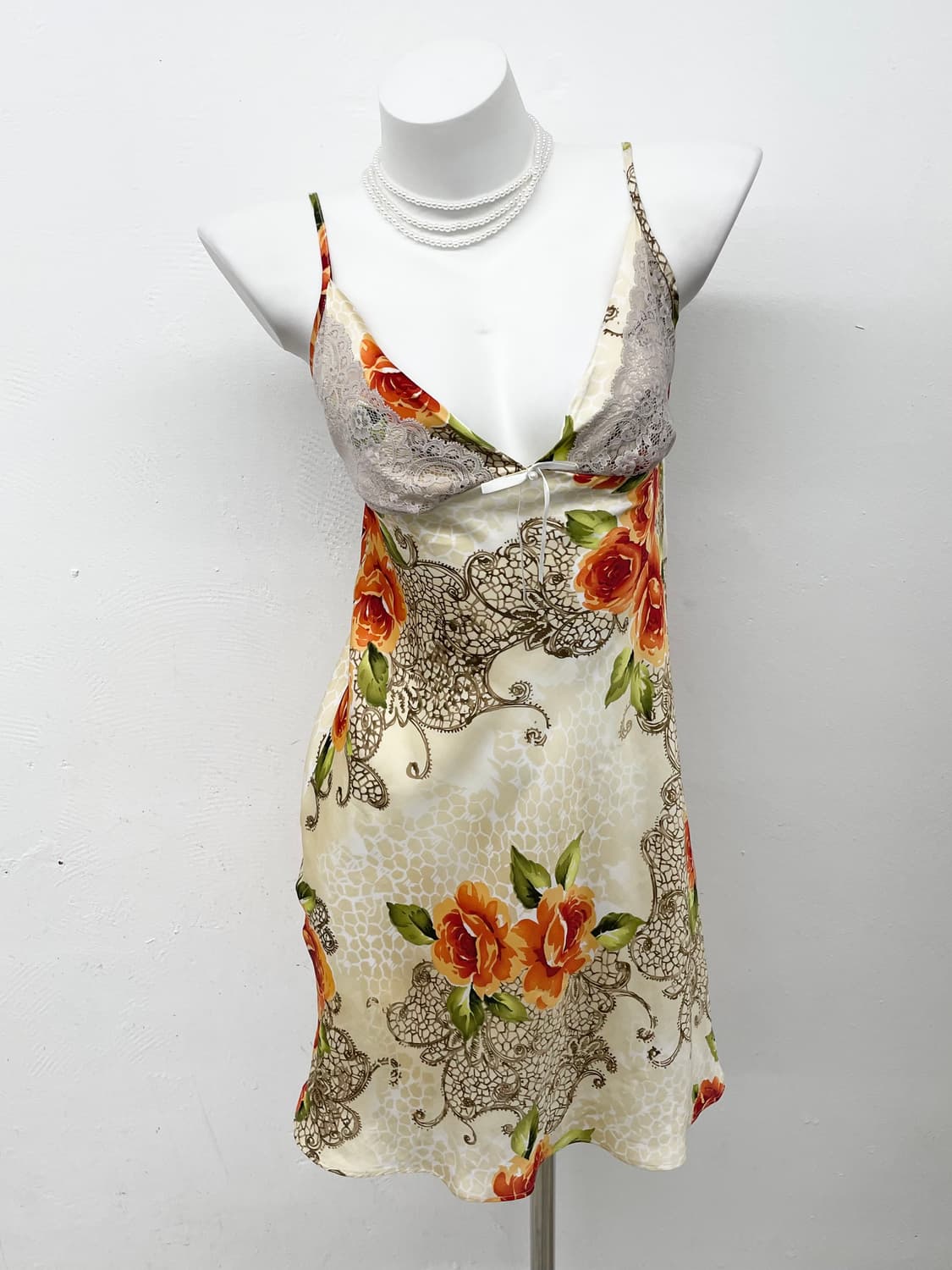 오리엔탈 새틴 레이스 슬립 상품이미지1