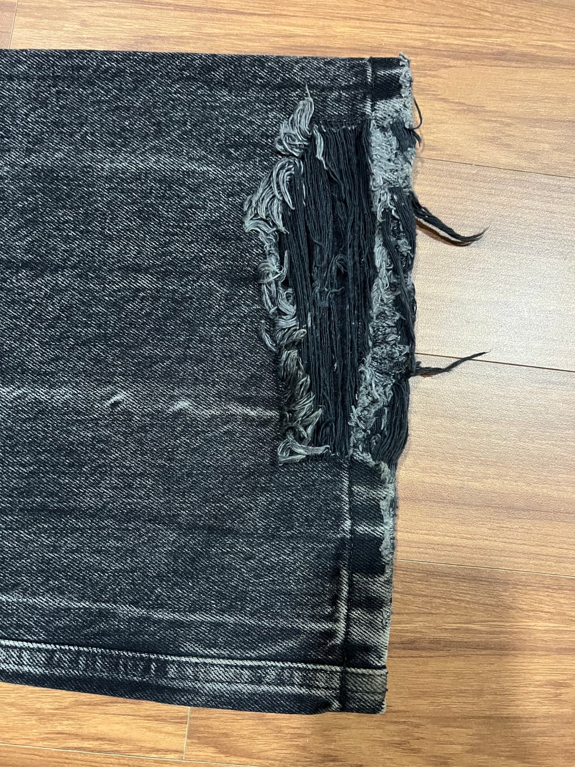 [S]발렌시아가 로스트테잎 플레어 데님 팬츠 상품이미지4