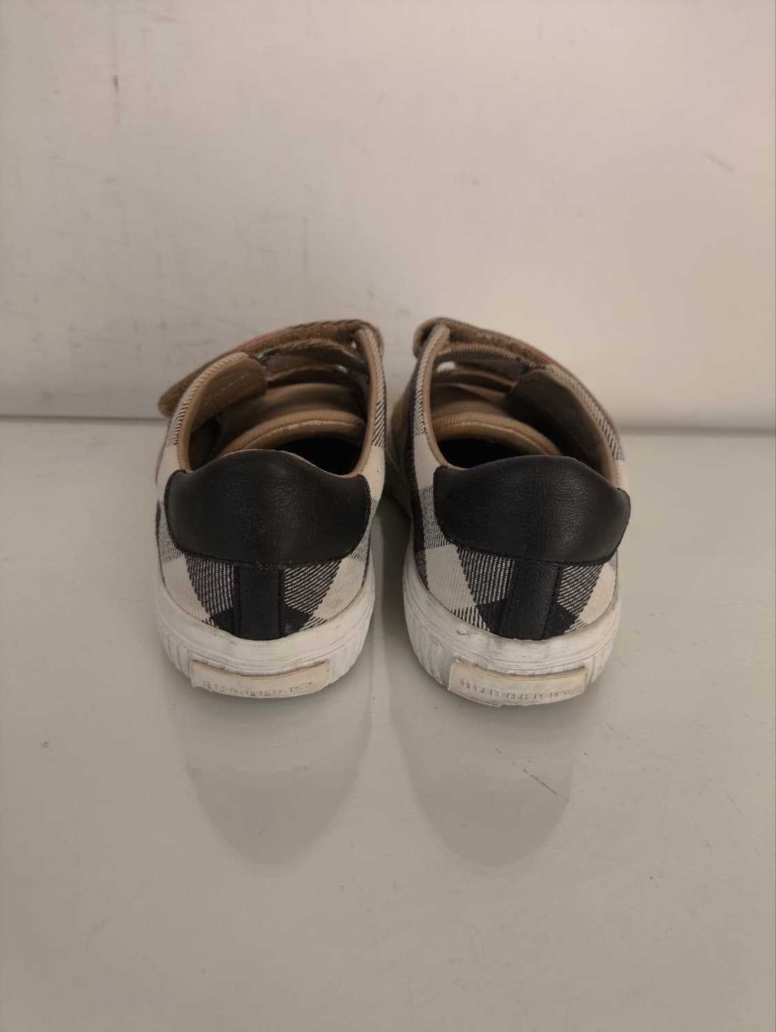 29 버버리 키즈 밸크로 스니커즈 신발 상품이미지8