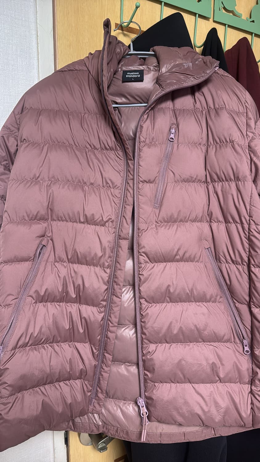 무신사 스탠다드 경량패딩 스모크 핑크 상품이미지2