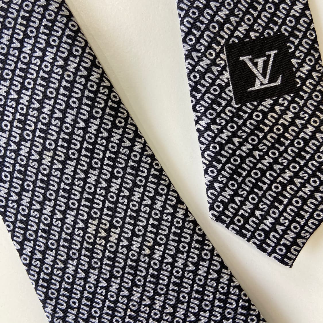루이비통 (LOUIS VUITTON) 모노그램 정품 명품넥타이 상품이미지9