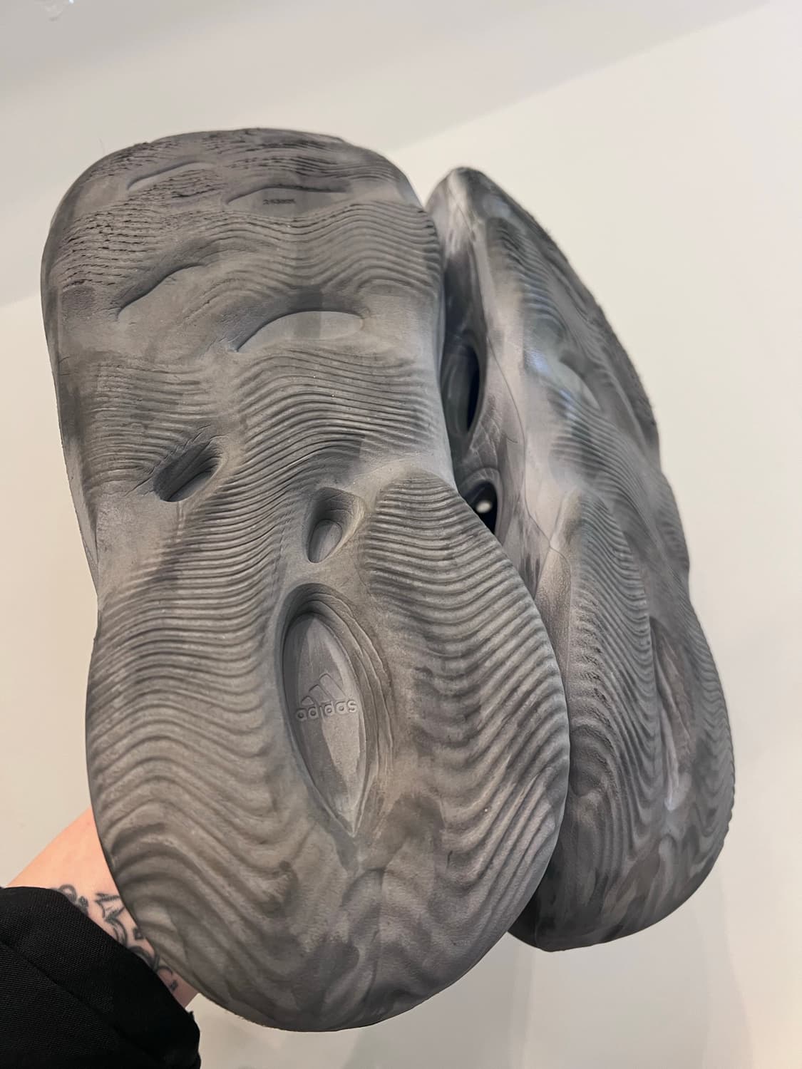 아디다스 폼러너 믹스 그래닛 285판매 상품이미지4